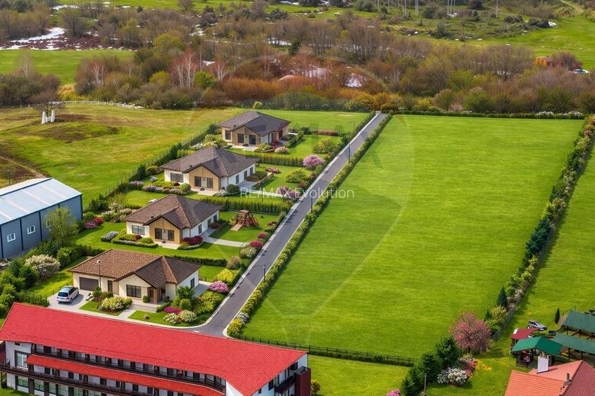 Comision 0% |Teren intravilan | 4.138 mp | Strada Branului | Zărnești - 6