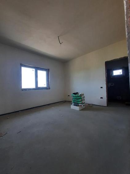 FARA COMISIOANE casa 4 camere 2 bai P+pod placa incalzire pardos beci pompa cald