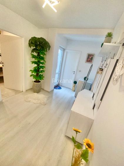 Vand Penthouse 117 mp, mobilat. - 2