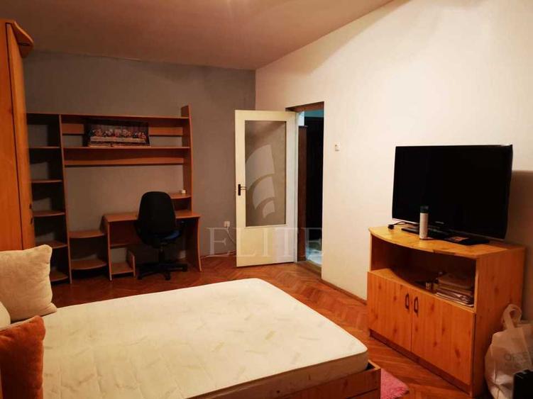 Apartament o camera în zona Gruia