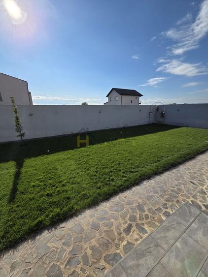 Vila individuala cu Piscina Premium 5 camere curte 600 mp