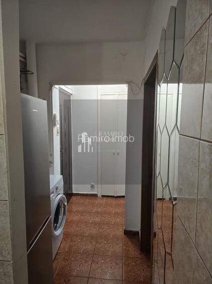Garsoniera Vitan / Centrala Proprie - 6