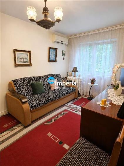 Apartament 2 camere in Podu Ros, etaj 1, bloc fara risc seismic - 2