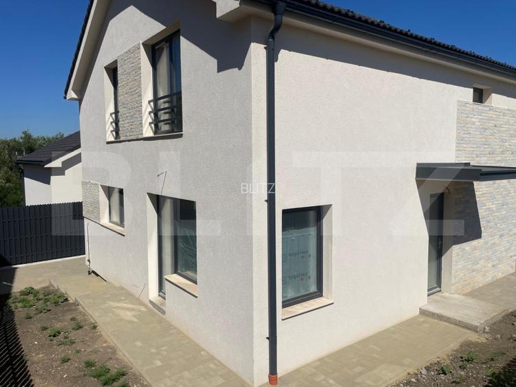 Casă cu 3 dormitoare doar 195000 Euro zona Planoare din Dezmir! - 2