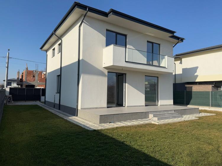 Vila Individuala Otopeni, CURTE 400m2, 5 CAMERE, penny Odaile