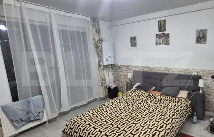 Apartament cu 3 camere, zona Porii