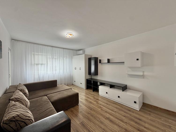 Apartament 2 camere, decomandat, mobilat si utilat, zona Soarelui