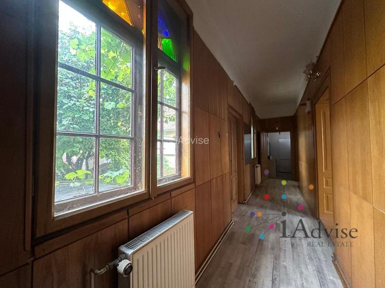 Casă cu curte generoasă – ideală pentru restaurant, birou sau clinică - 7
