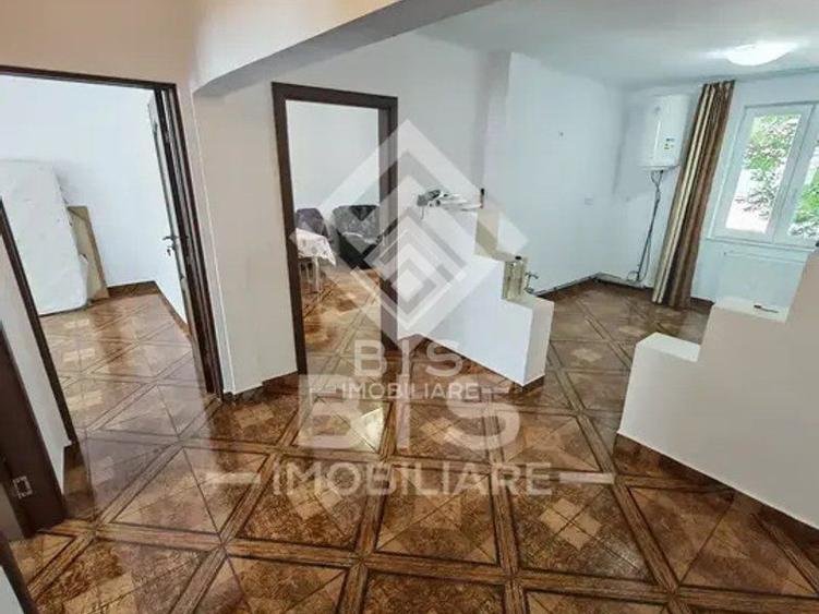 Apartament 4 camere etaj 2