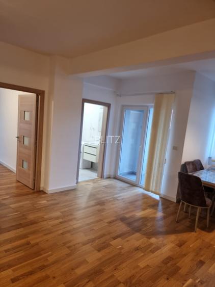 Apartament 3 camere, 98 mp, zona Centrala