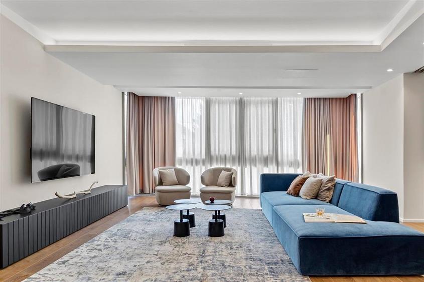 VANZARE 3 CAMERE MODERN COMPLEX CU PISCINA IANCU NICOLAE