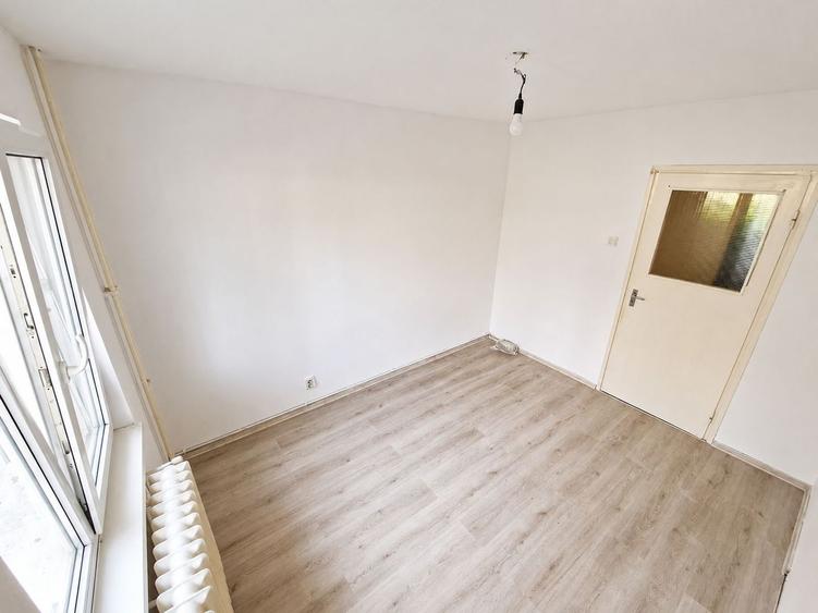 Apartament cu 3 camere | decomandat | zona Primaverii | Manastur