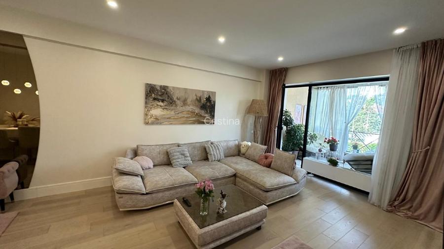 Inchiriere apartament 3 camere Triana - 8