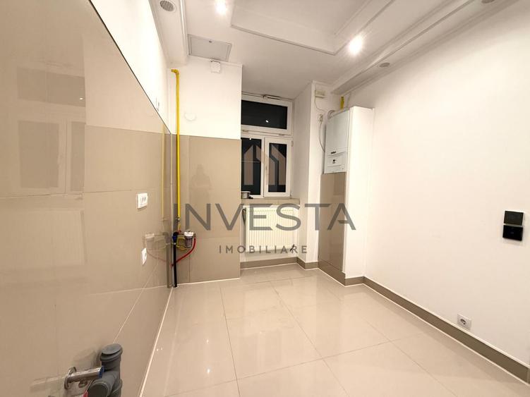 Apartament central cu 2 camere !