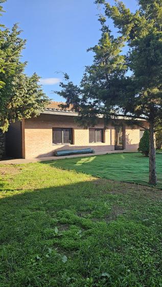 Casa cu spatii generoase pentru muncitori!!!