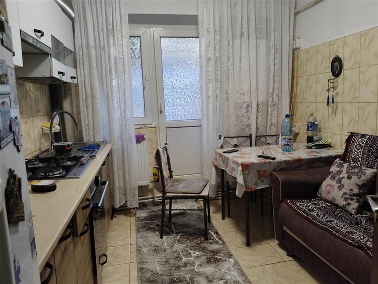 2 camere Radu Negru, parter, cu imbunatatiri