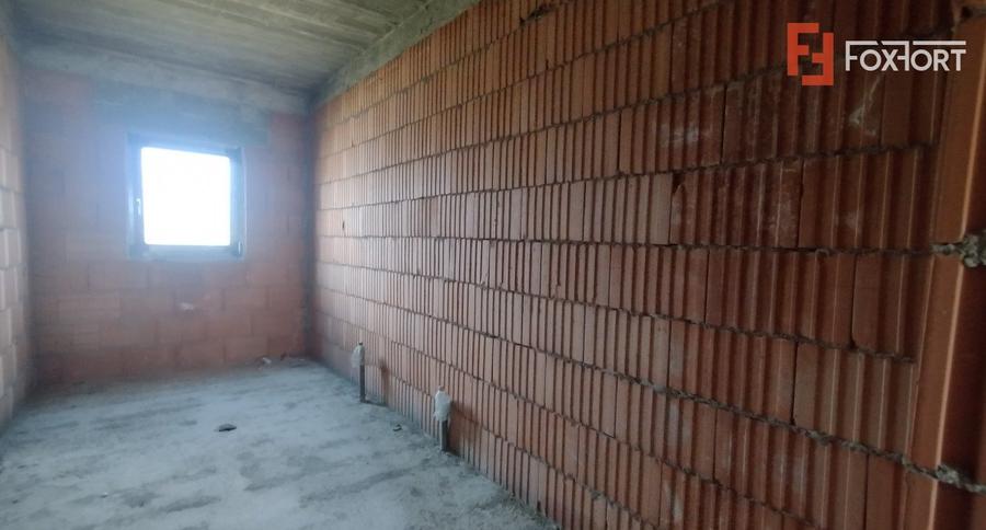 COMISION 0% Duplex la Rosu, 330 mp utili, asfalt, Sacalaz