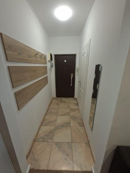 OBOR - Garsoniera in bloc de apartamente P/4