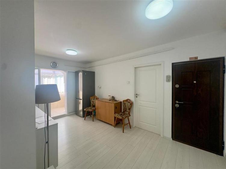 Apartament 3 camere decomandat,Clopotari,Nicolina Lidl