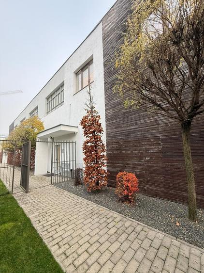 Spatiu comercial, 150 mp, zona Scolii de Politie-Dambul Rotund