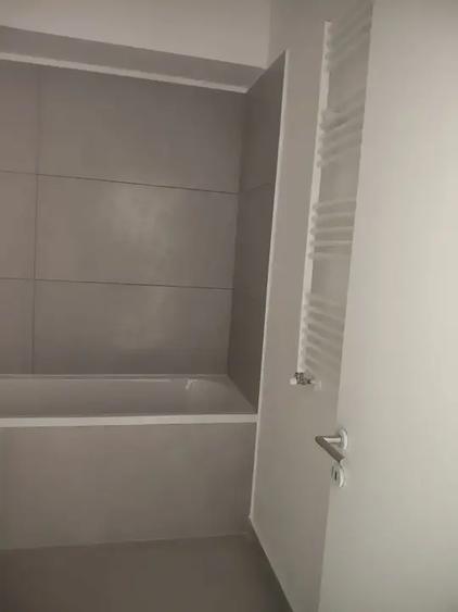 Studio modern cu terasă spectaculoasă 43 mp Metrou I Petrache Poienaru