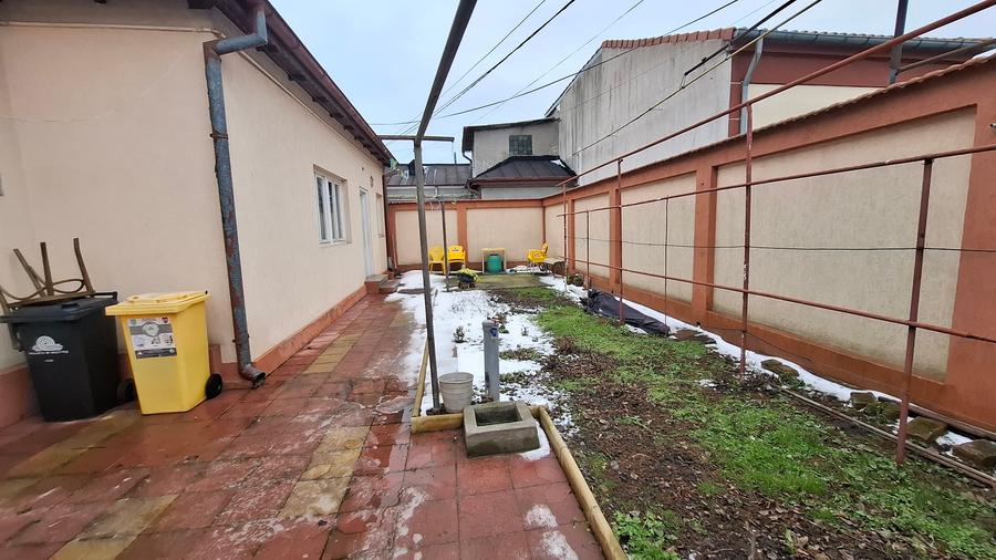 Casa zona Tomis II - 3 camere caramida (teren 176 mp )