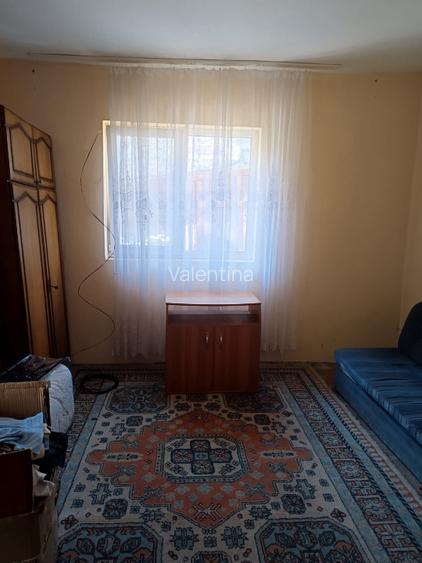 Vand casa 3 camere,pe strada Traian,in apropierea muzeului *Portile de fier* - 2