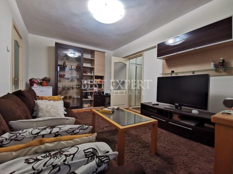 2 Camere Renovat | 5 Min. Metrou Piața Muncii | Mutare Imediată