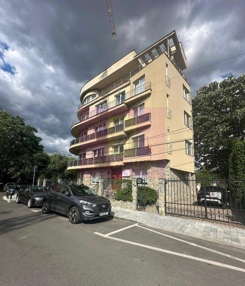 Apartament 180 mp | Singur pe nivel | Parcul Verdi | Ideal birou