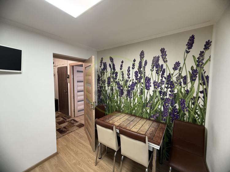 Apartament 3 camere, 68.34 mp, cartier Rovine, zona Biserică