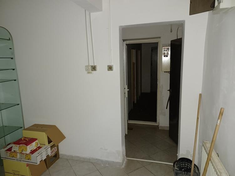 Spatiu comercial Piata Urziceni 72 mp