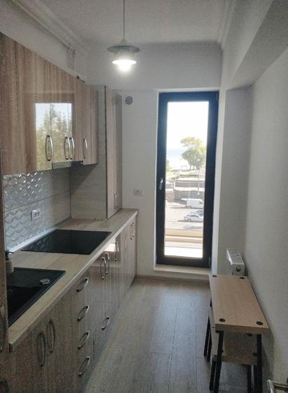 Mamaia -- Apartament nou, cu vedere la mare si loc de parcare