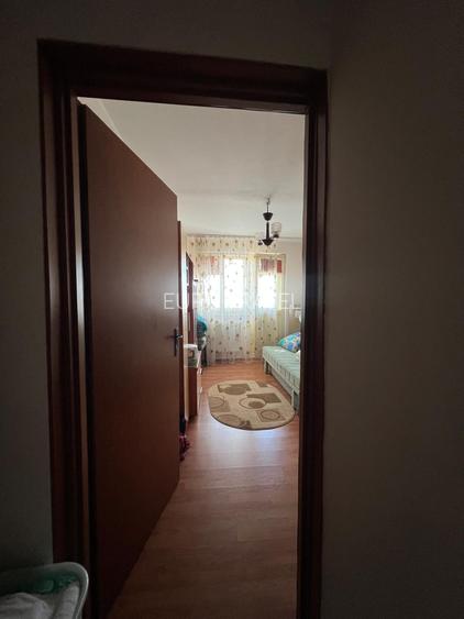 Apartament 4 camere, 2 bai, 2  balcoane, centrala gaz, 149900 euro - 7