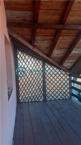Royal Imobiliare - Vanzare Casa de Vacanta zona Pacureti