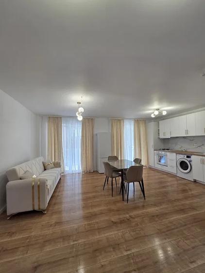 Apartament cu 2 camere, terasă generoasă și parcare subterană – Str. Sub Cetate