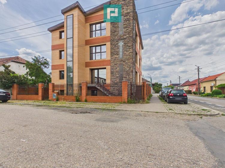 Clădire comercială în zona Grădiște
