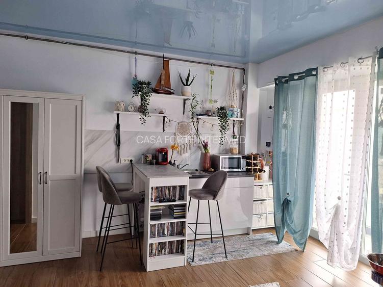 Studio prima linie la mare Mamaia Nord Signature 68000 euro