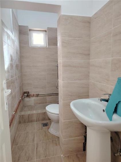 Imobil comercial (Gheorgheni, str. Gabor Aron nr. 8)