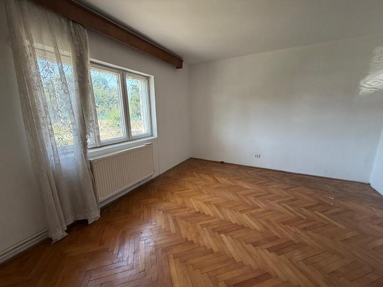 Casa+teren 1500 mp | 9 camere | Otopeni | Odai | Parcare| Ideal firme