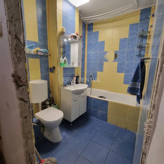 Apartament-3-camere-DECOMANDAT-PIATA-SUDULUI - 4