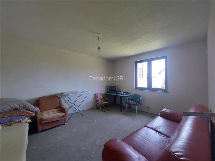 PRET REDUS!!! Casa parter cu pod mansardabil in Livada - 6