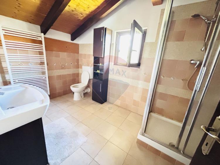 Casa de vacanta de vânzare Cornetu -Mihailesti