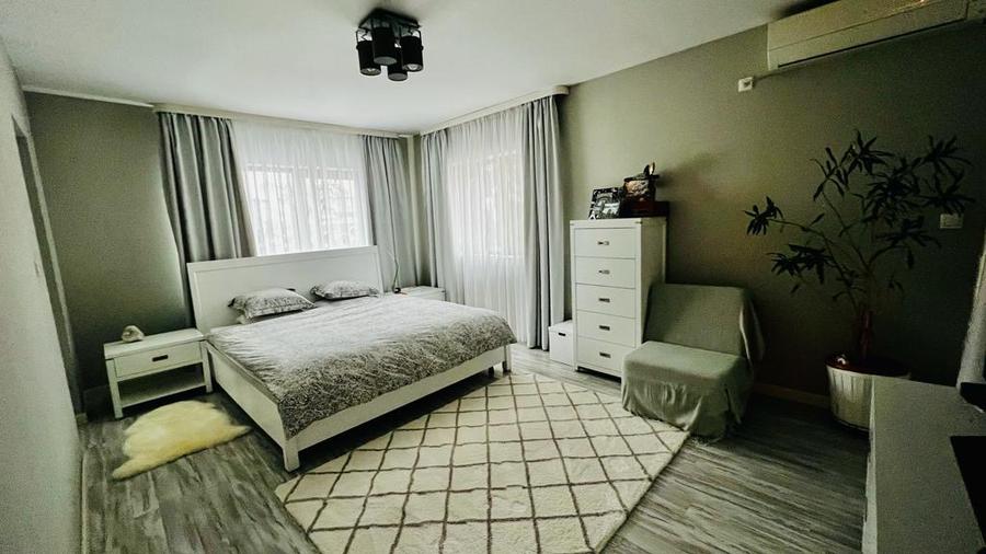 Vila duplex/Pozitie excelenta/Toate utilitatile