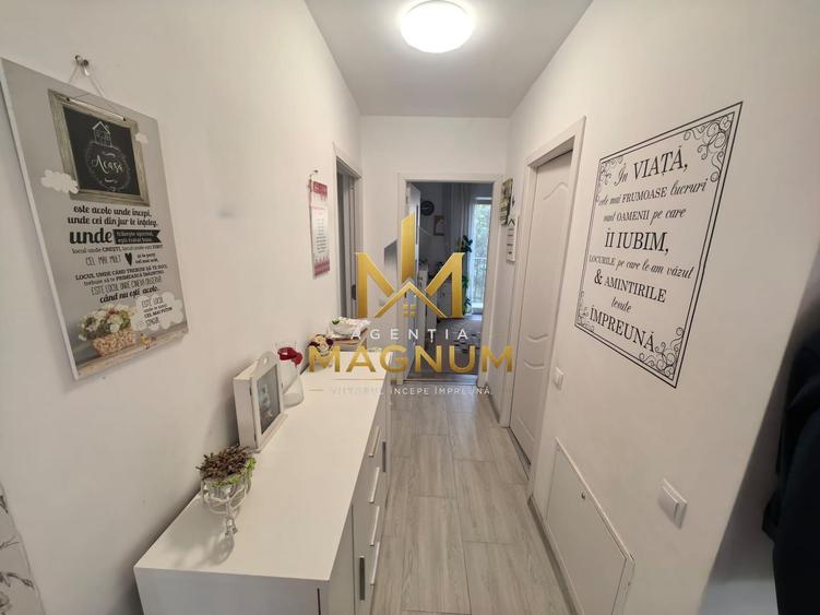COMISION 0% Apartament cu 3 camere, intrare privată + loc de parcare