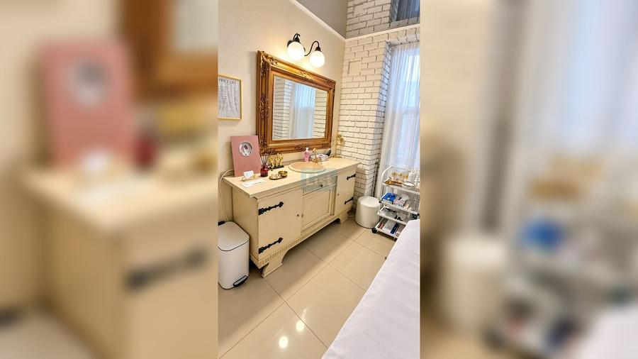 COMISION 0. SPAȚIU COMERCIAL ULTRACENTRAL la doar 50 m de Piața Unirii