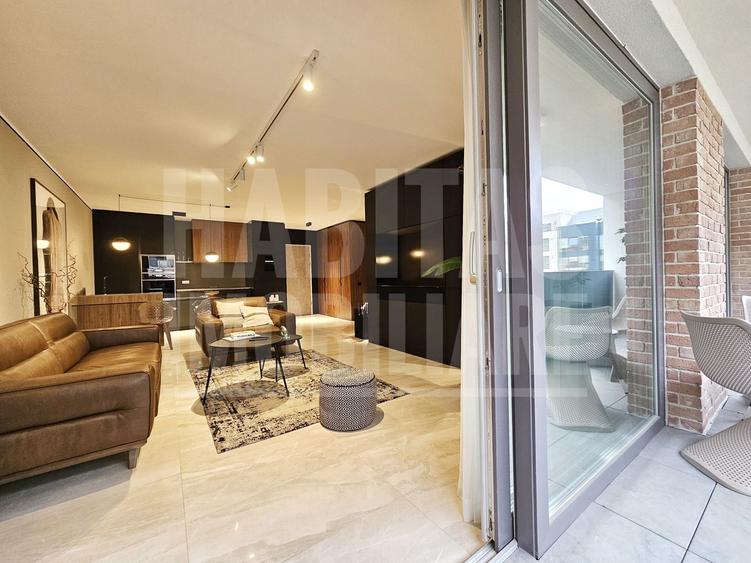 Apartament 2 camere, etaj 4 din 6, ultrafinisat, zona Iulius Mall