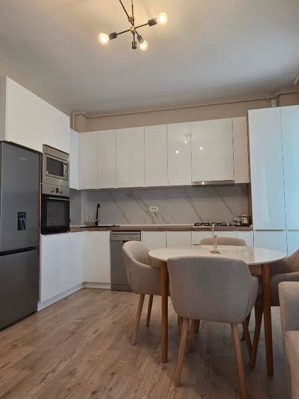 Oferta apartament!!!colaborare cu designer 3 camere la pret de 2 camere!