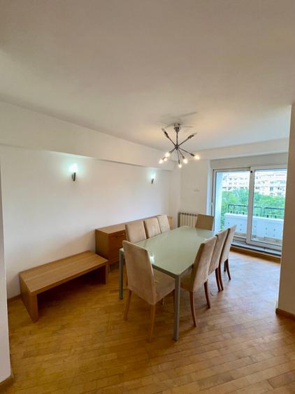 5 Camere pe Bulevardul Unirii vedere la Fântâni
