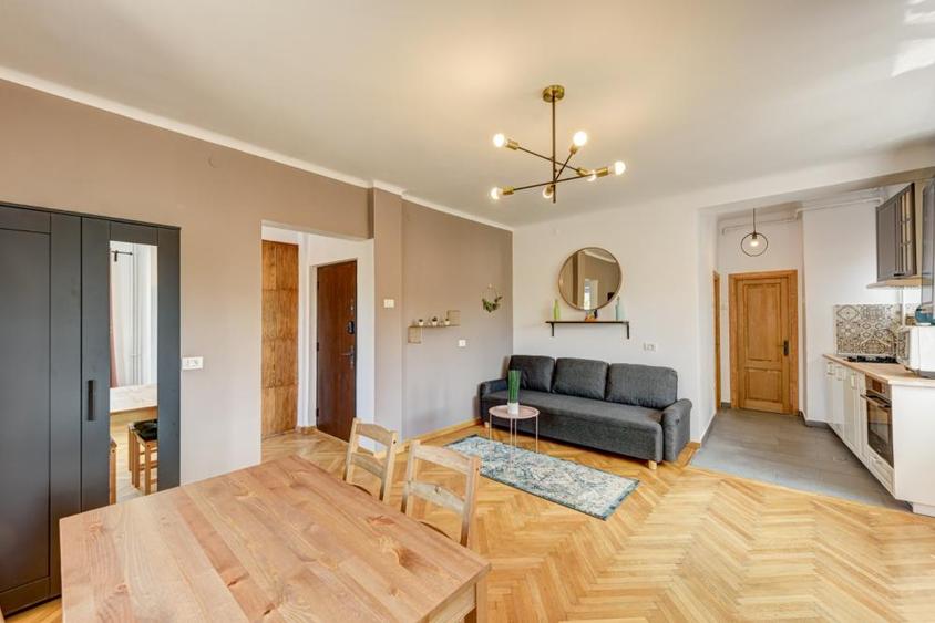 Apt. 2 camere C.F. Robescu 2 – zona Hristo Botev