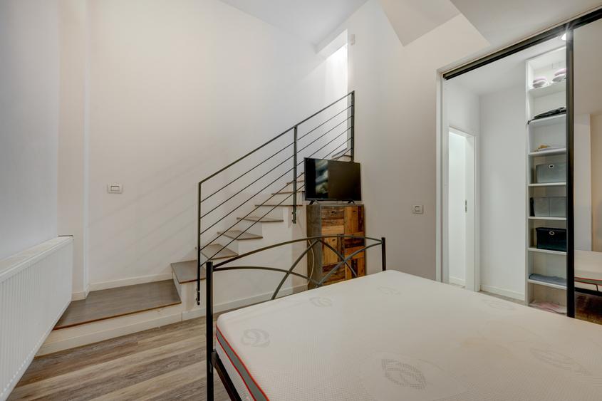Loft Urban Intrare proprie 64 mp utili |Reconfigurat în 2017 Mobilat Mobexpert